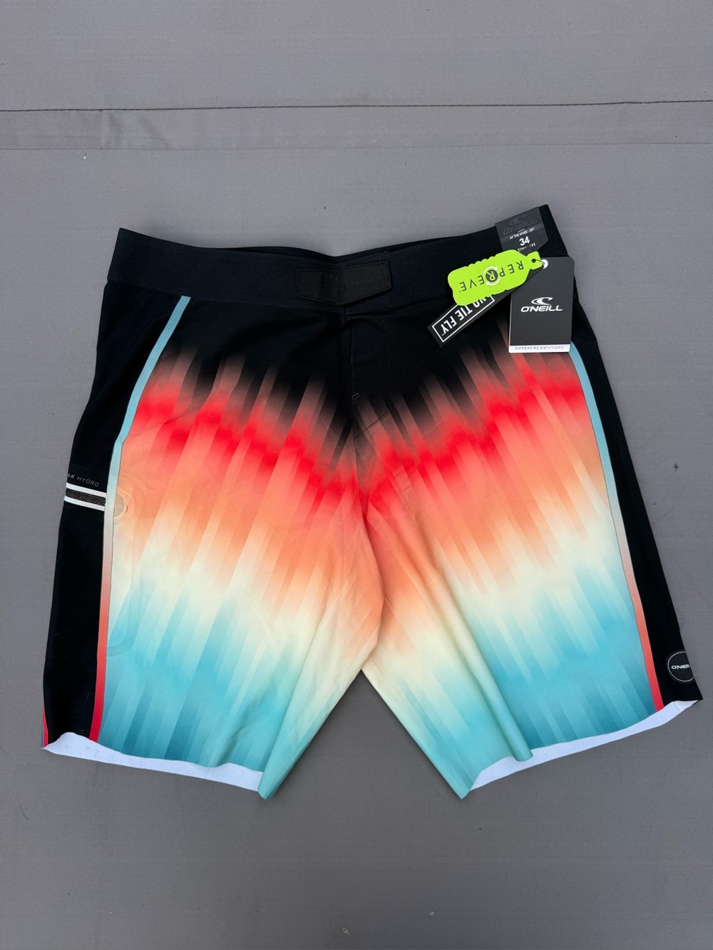 O'Neill Men's 34 Hyperfreak Hydro Board Shorts in Black, Red, Orange, Blue NWT